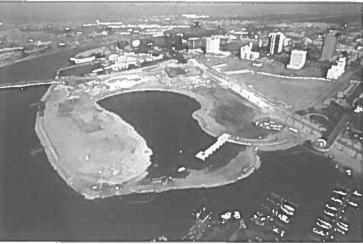 Bird's eye view of Queensway Bay